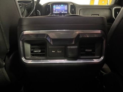 Used 2022 GMC Sierra 2500 Denali w/ Denali Black Diamond Edition AWD/4WD image 42