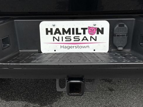 Used 2022 Nissan Titan PRO-4X w/ Pro-4x Utility Package image 27