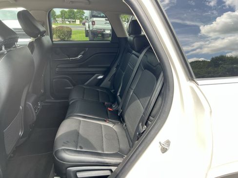 Used 2024 Lincoln Corsair AWD w/ Equipment Group 101A image 23