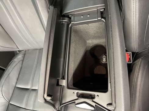 Used 2022 Maserati Levante GT image 12