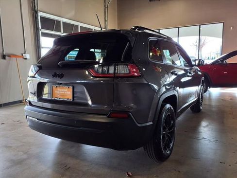 Used 2023 Jeep Cherokee Altitude Lux image 8