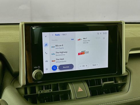 Used 2024 Toyota RAV4 LE image 18