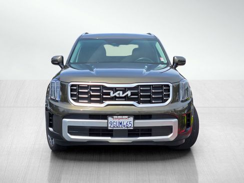 Used 2023 Kia Telluride S FWD image 2