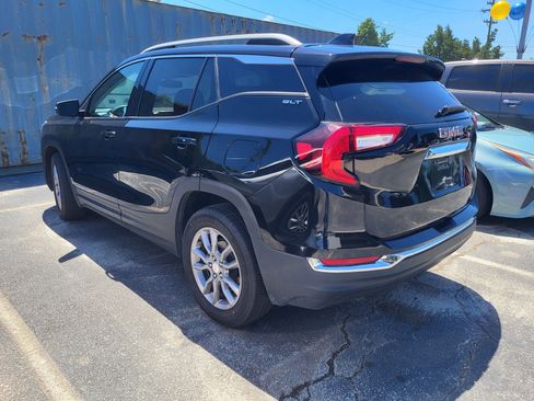 Used 2024 GMC Terrain SLT AWD/4WD image 6