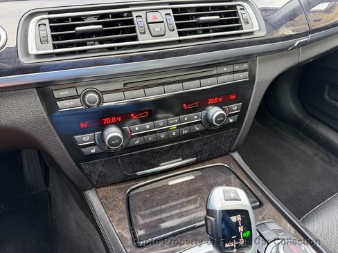 Used 2011 BMW 750i RWD image 50