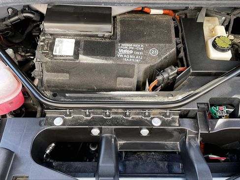 Certified 2023 Volkswagen ID.4 Pro image 30