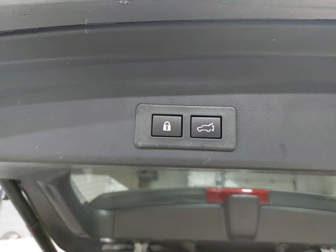 Used 2024 Subaru Ascent Touring AWD/4WD image 14