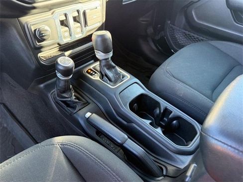 Certified 2021 Jeep Wrangler Willys image 24
