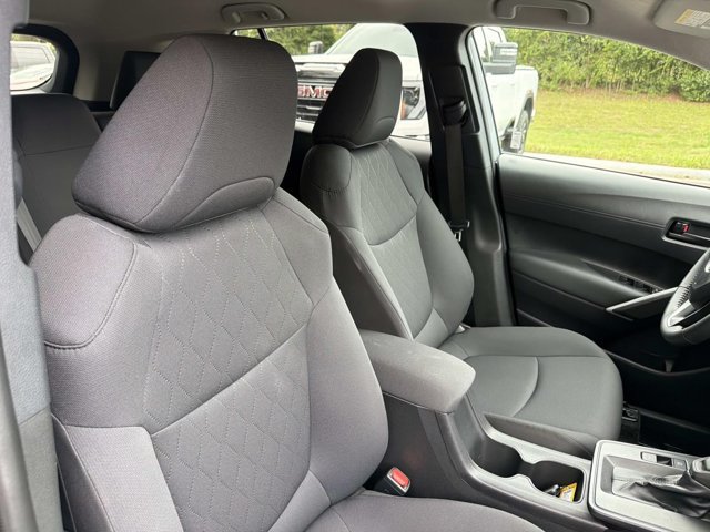 Certified 2026 Toyota Corolla Cross LE FWD image 16