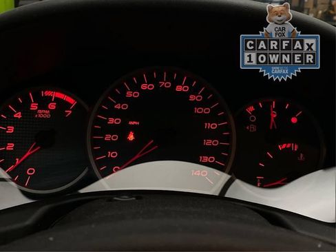 Used 2006 Pontiac Grand Prix GT w/ Sun And Sound Package FWD image 21