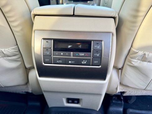 Used 2020 Lexus GX 460 Premium image 29
