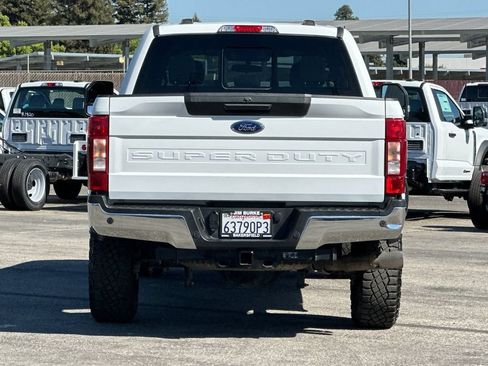 Certified 2022 Ford F250 XLT w/ XLT Value Package AWD/4WD image 4