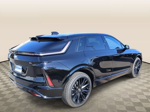New 2027 Cadillac Lyriq Sport w/ LPO, ONYX Package AWD/4WD image 21
