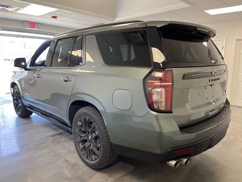 Used 2023 Chevrolet Tahoe High Country image 3