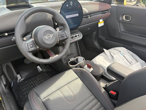 Used 2026 MINI Cooper S FWD image 15