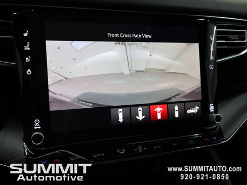 New 2026 Jeep Grand Wagoneer L Summit AWD/4WD image 18