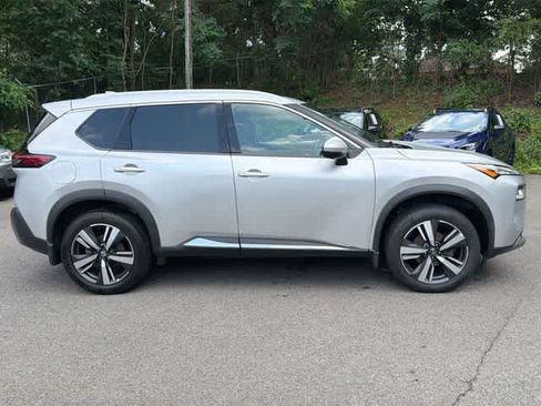 Used 2021 Nissan Rogue SL w/ Premium Package AWD/4WD image 3