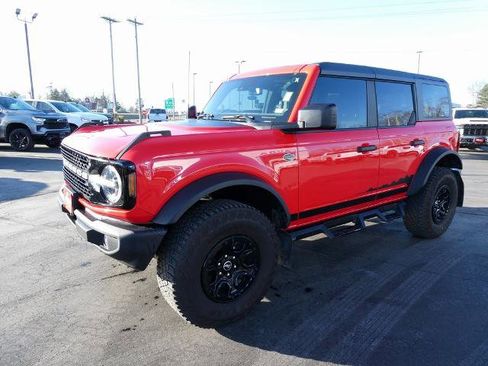 Certified 2022 Ford Bronco Wildtrak image 8