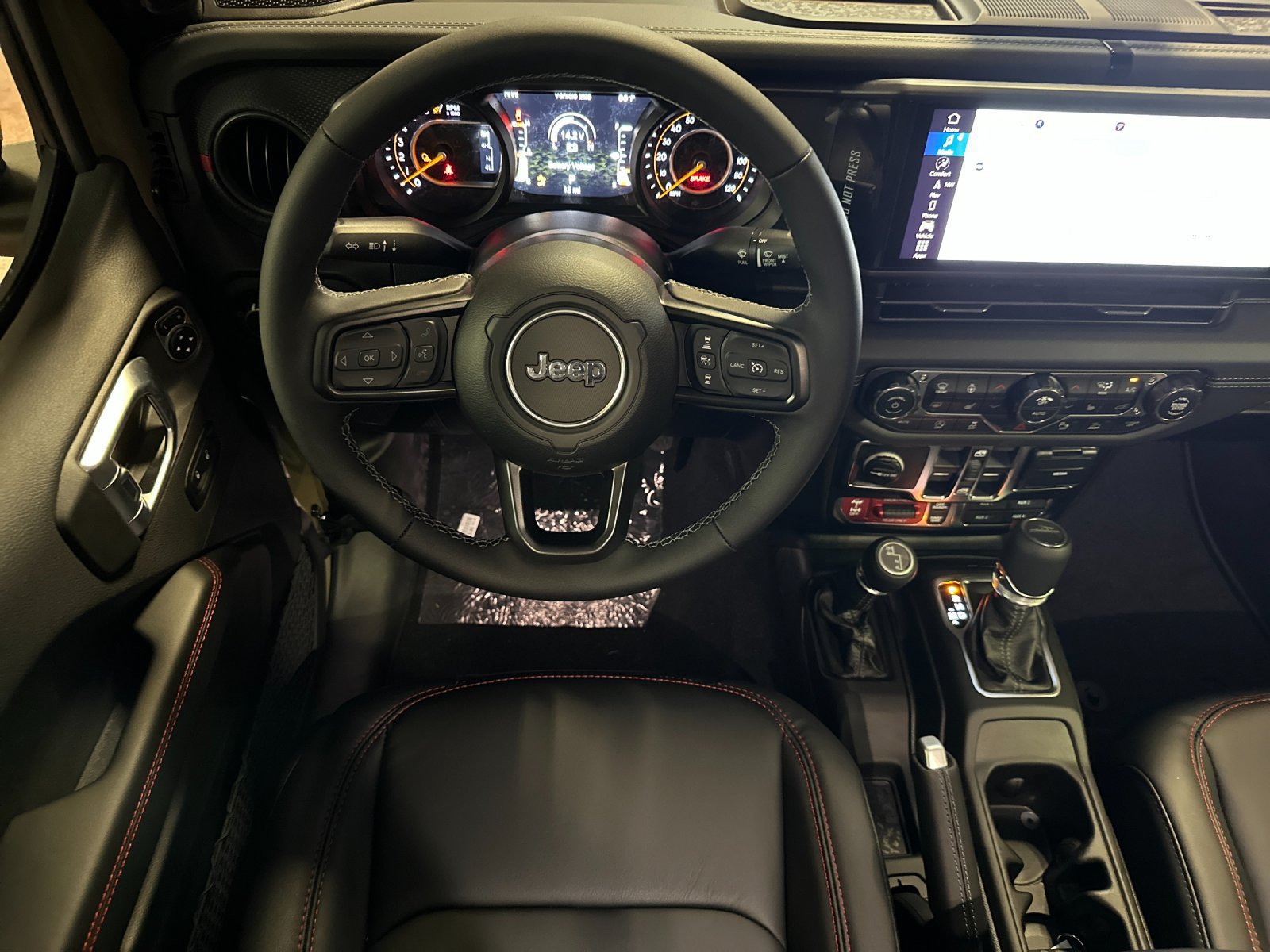 New 2026 Jeep Gladiator Rubicon AWD/4WD image 13