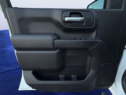 Used 2023 Chevrolet Silverado 1500 Custom image 15