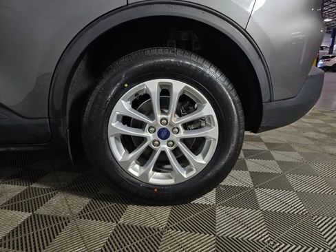 Used 2022 Ford Escape SE w/ Convenience Package image 17