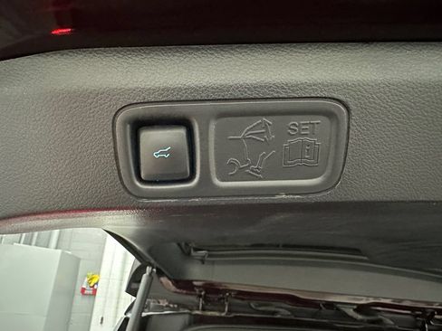 Used 2023 Ford Expedition Max Limited AWD/4WD image 40
