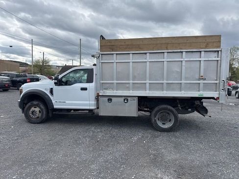 Used 2019 Ford F550 4x4 Regular Cab Super Duty w/ XL Value Package image 9