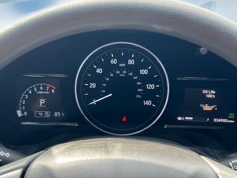 Used 2022 Honda HR-V EX image 17