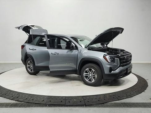 New 2026 GMC Terrain Elevation FWD image 9