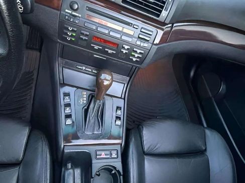 Used 2006 BMW 330Ci Convertible image 21