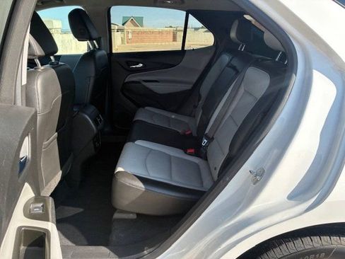 Used 2021 Chevrolet Equinox Premier image 18