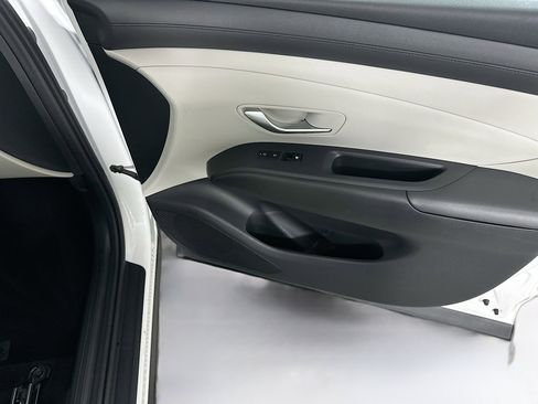 Used 2025 Hyundai Tucson SEL image 32