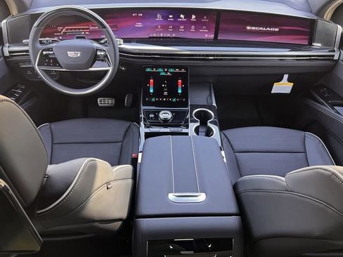 Certified 2026 Cadillac Escalade Sport w/ LPO, ONYX Package image 11