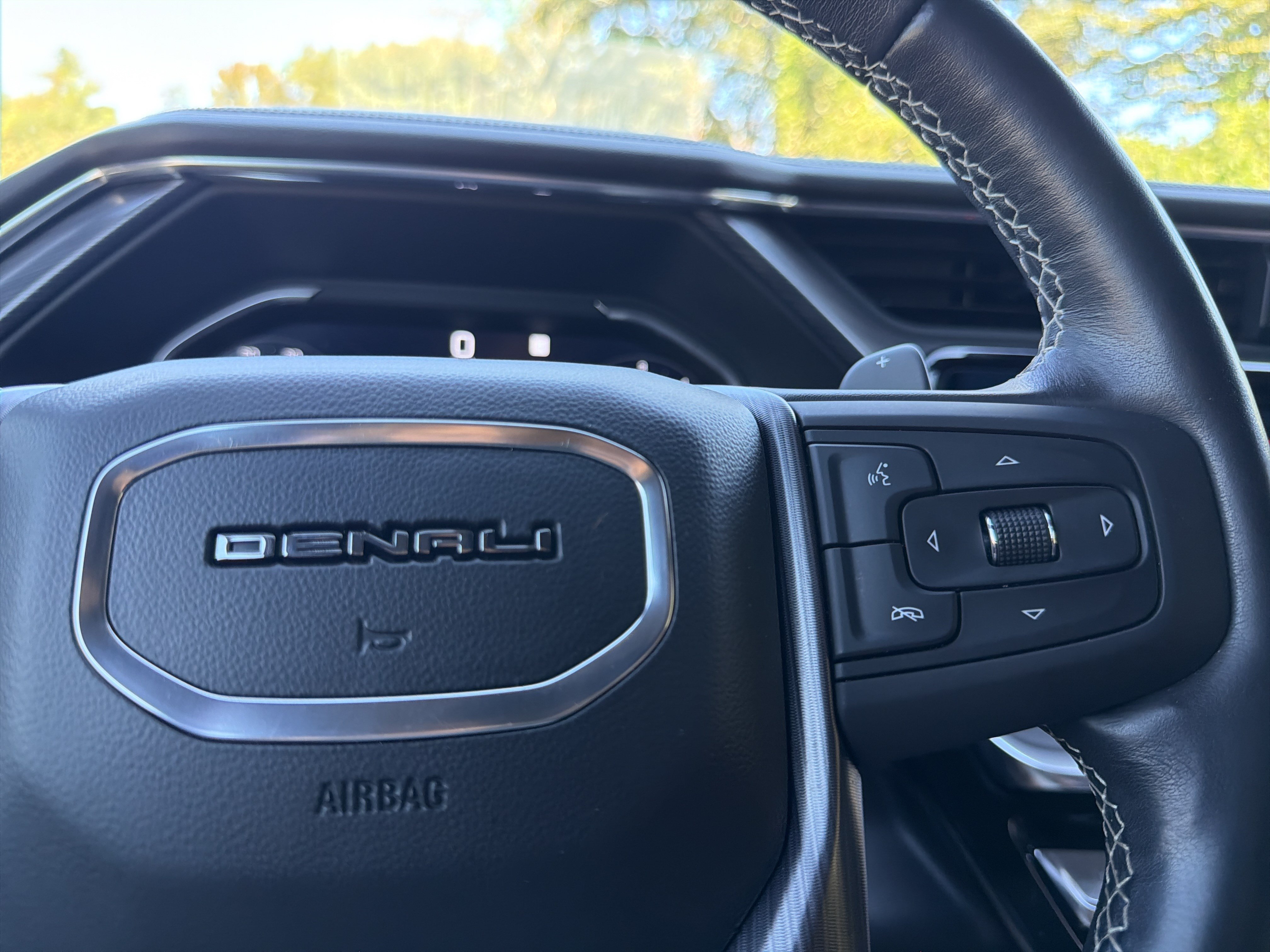 Used 2023 GMC Sierra 1500 Denali Ultimate AWD/4WD image 27
