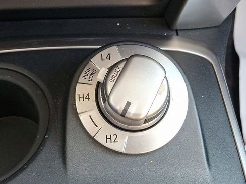 Used 2017 Toyota 4Runner SR5 Premium AWD/4WD image 25