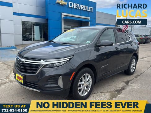 Used 2023 Chevrolet Equinox LT image 1