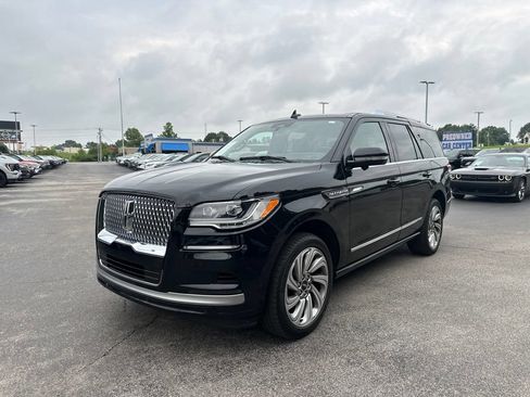 Used 2022 Lincoln Navigator Reserve RWD image 7