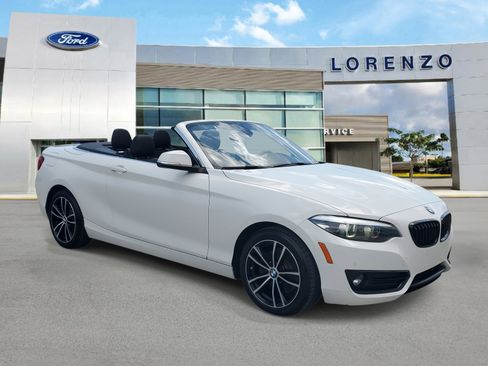 Used 2020 BMW 230i xDrive Convertible w/ Convenience Package image 3