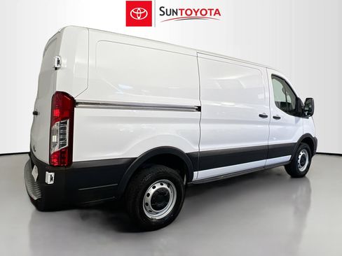 Used 2023 Ford Transit 250 Low Roof image 4