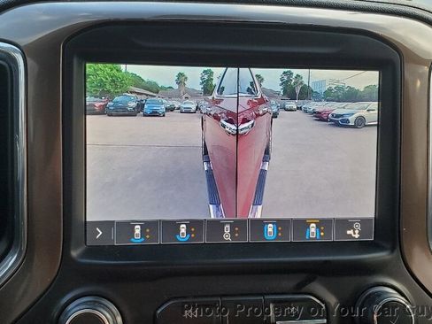 Used 2019 Chevrolet Silverado 1500 High Country w/ Technology Package image 35