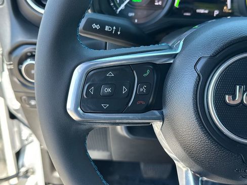 Used 2024 Jeep Wrangler High Altitude AWD/4WD image 23