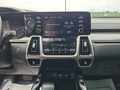 Used 2021 Kia Sorento S w/ Panoramic Sunroof Package AWD/4WD image 22