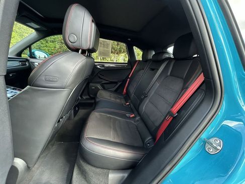 Certified 2023 Porsche Macan GTS image 19