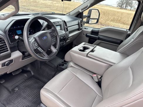 Used 2019 Ford F250 XL w/ XL Value Package image 13