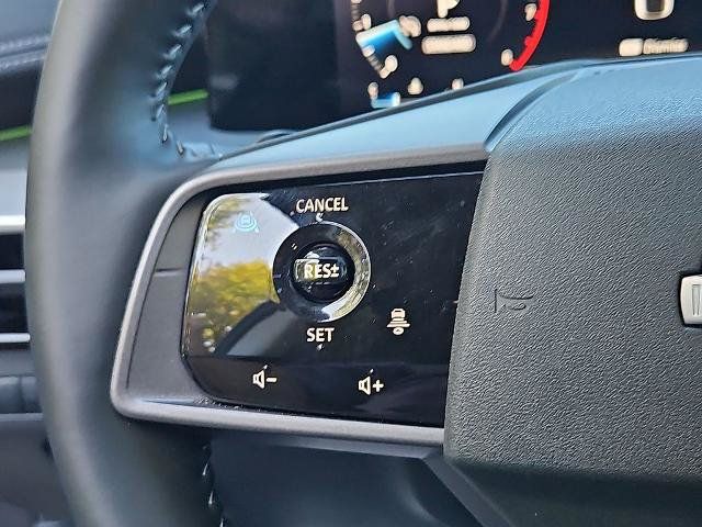 Certified 2025 Nissan Murano SL AWD/4WD image 23