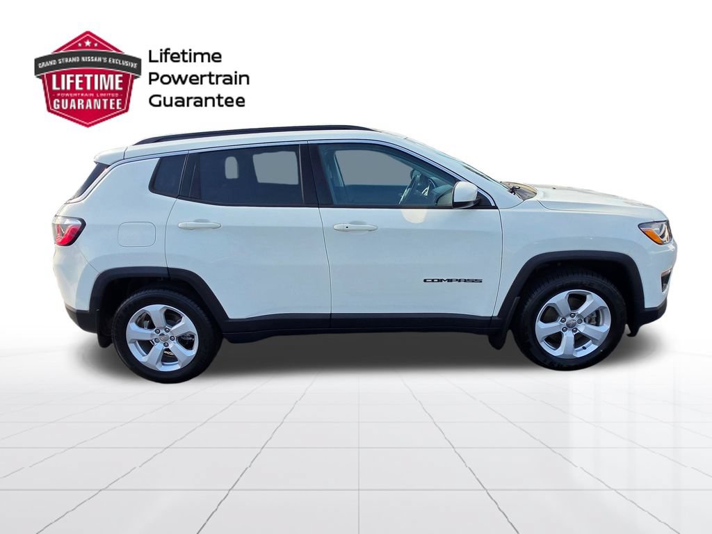 Used 2018 Jeep Compass Latitude FWD image 6