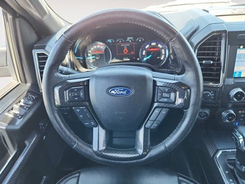 Used 2019 Ford F150 Lariat w/ Equipment Group 502A Luxury AWD/4WD image 12