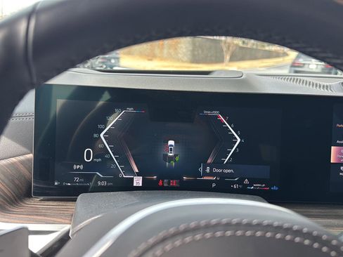 Used 2024 BMW X7 xDrive40i image 20