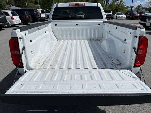 Used 2018 Chevrolet Colorado W/T RWD image 20