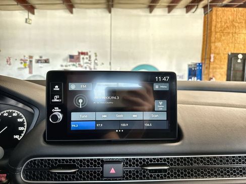 Used 2024 Honda HR-V EX-L image 12